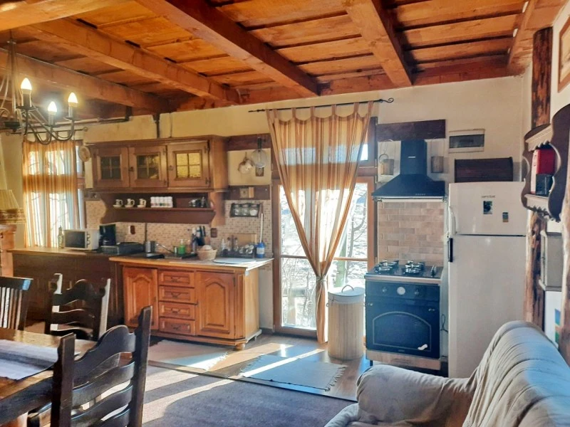 Beliș Cazare | Sat de vacanță (K0056-8) Imaginea poate fi supusă drepturilor de autor. Se recomandă contactarea titularului drepturilor.