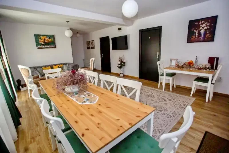 Cluj-Napoca Cazare | Motel (K1394-11) Imaginea poate fi supusă drepturilor de autor. Se recomandă contactarea titularului drepturilor.