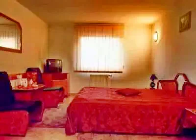 Timișoara Cazare | Pensiune turistică (K0908-16) Imaginea poate fi supusă drepturilor de autor. Se recomandă contactarea titularului drepturilor.