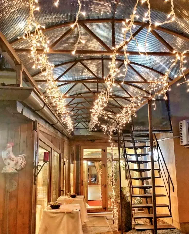 Timișoara Cazare | Motel (K0916-11) Imaginea poate fi supusă drepturilor de autor. Se recomandă contactarea titularului drepturilor.