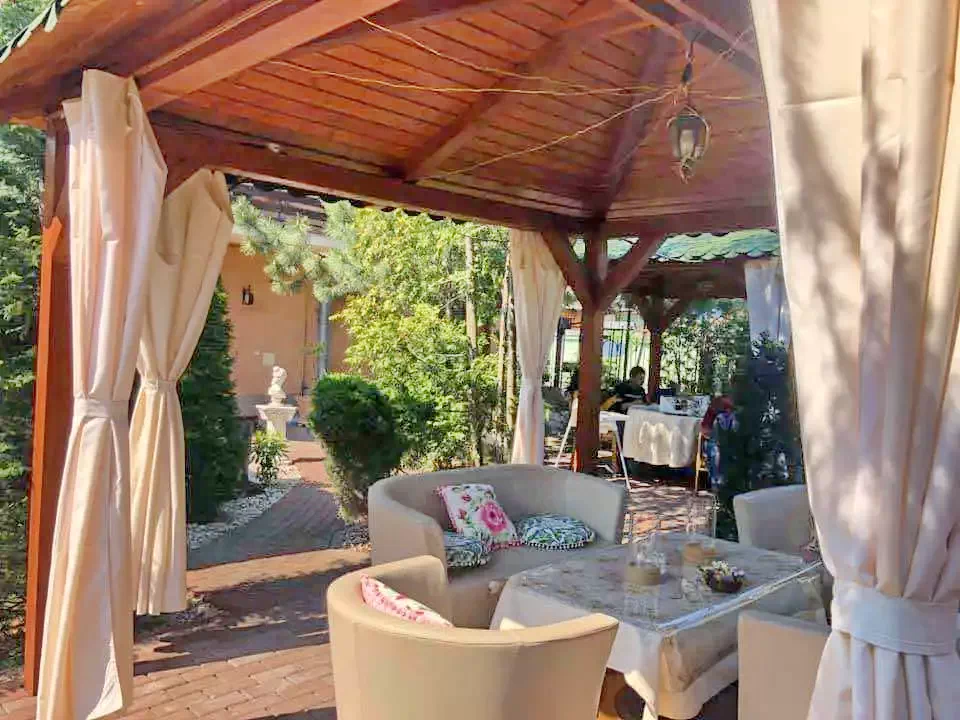 Timișoara Cazare | Motel (K0916-12) Imaginea poate fi supusă drepturilor de autor. Se recomandă contactarea titularului drepturilor.