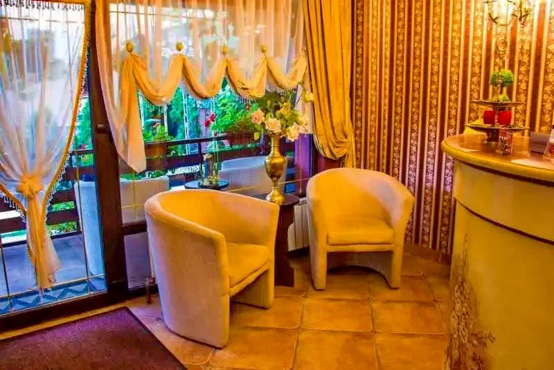 Timișoara Cazare | Motel (K0916-14) Imaginea poate fi supusă drepturilor de autor. Se recomandă contactarea titularului drepturilor.