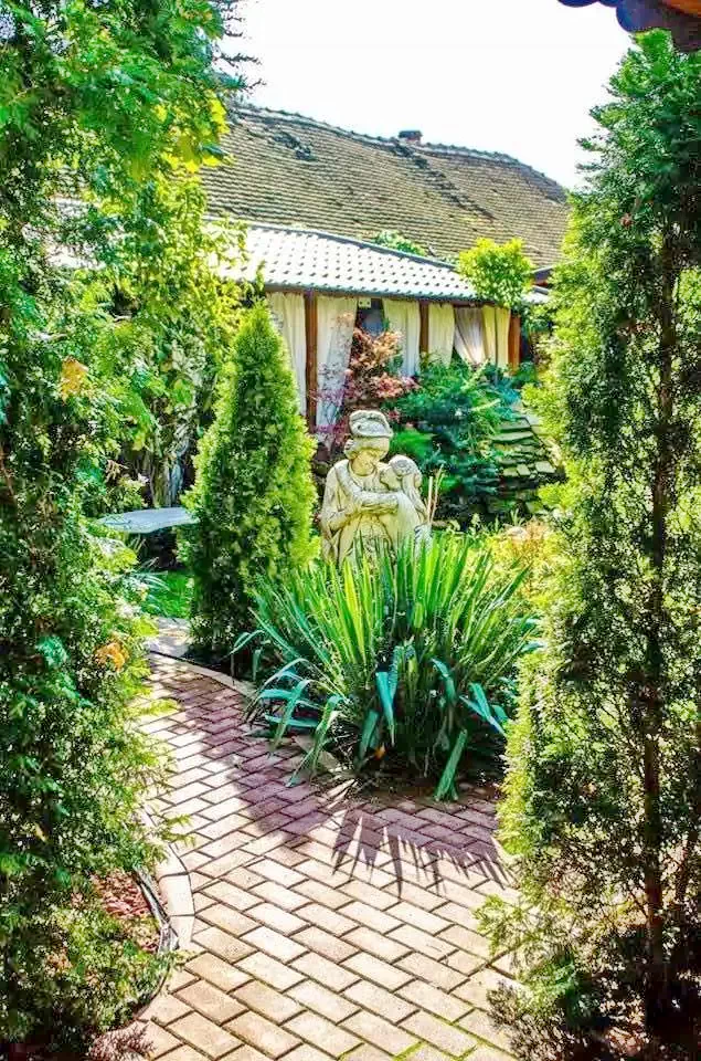 Temesvár Szállás | Motel (K0916-48) A kép szerzői jogvédelem alatt állhat. Javasolt a kapcsolatfelvétel a jog tulajdonossal.