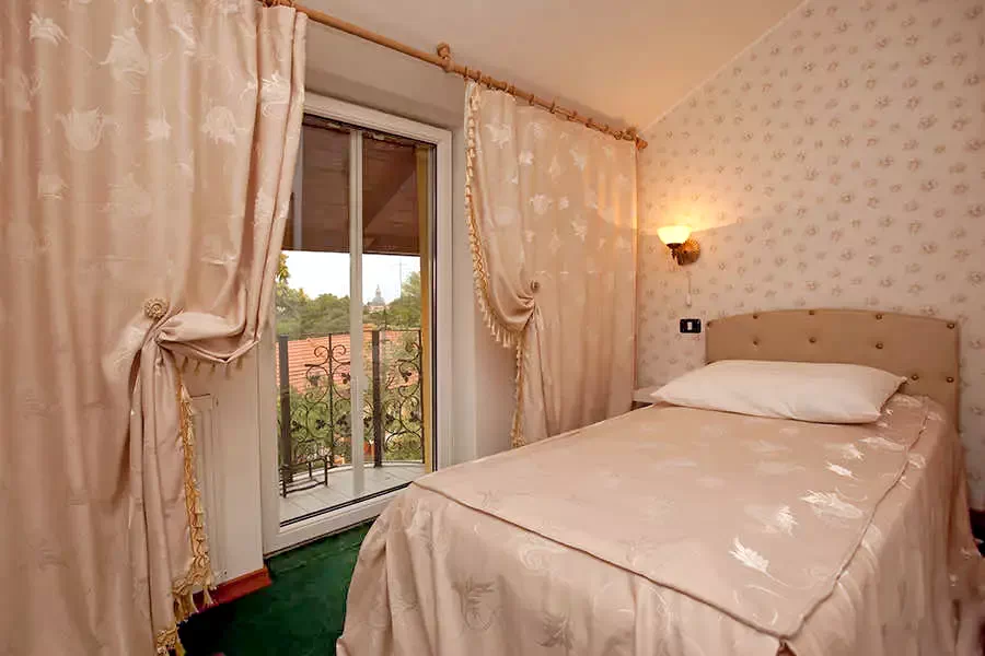 Timișoara Cazare | Motel (K0919-7) Imaginea poate fi supusă drepturilor de autor. Se recomandă contactarea titularului drepturilor.