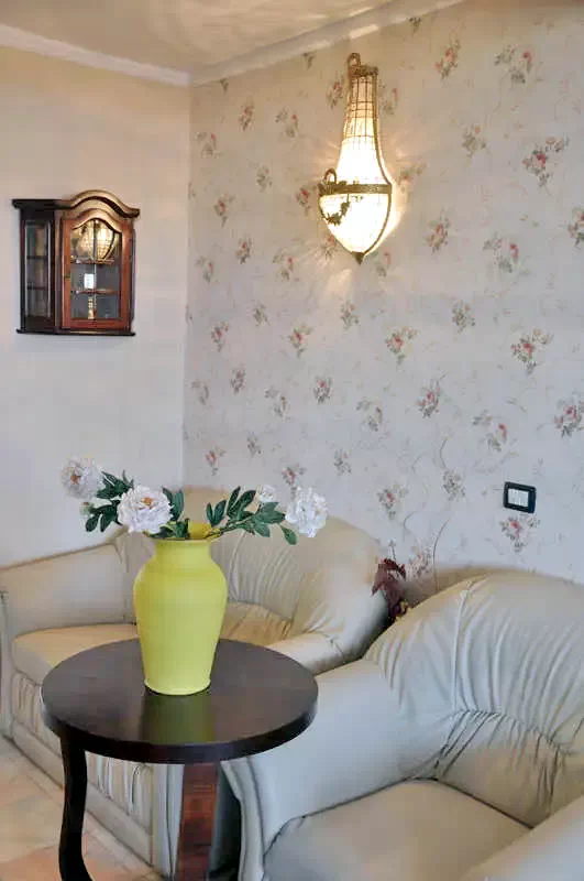 Timișoara Cazare | Motel (K0919-11) Imaginea poate fi supusă drepturilor de autor. Se recomandă contactarea titularului drepturilor.