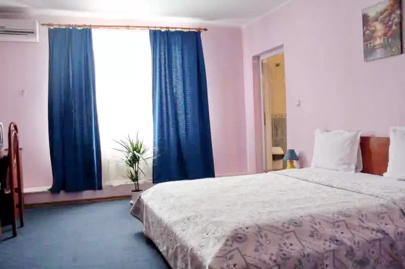 Temesvár Szállás | Turisztikai panzió (K0923-9) A kép szerzői jogvédelem alatt állhat. Javasolt a kapcsolatfelvétel a jog tulajdonossal.