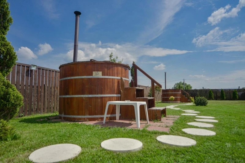 Crișan Szállás | Motel (K1336-11) A kép szerzői jogvédelem alatt állhat. Javasolt a kapcsolatfelvétel a jog tulajdonossal.