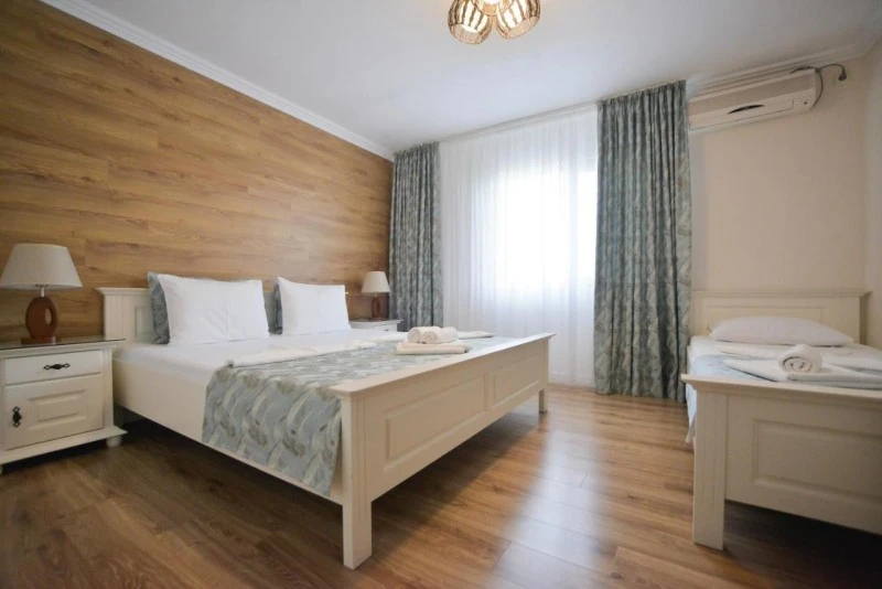 Crișan Szállás | Motel (K1336-18) A kép szerzői jogvédelem alatt állhat. Javasolt a kapcsolatfelvétel a jog tulajdonossal.