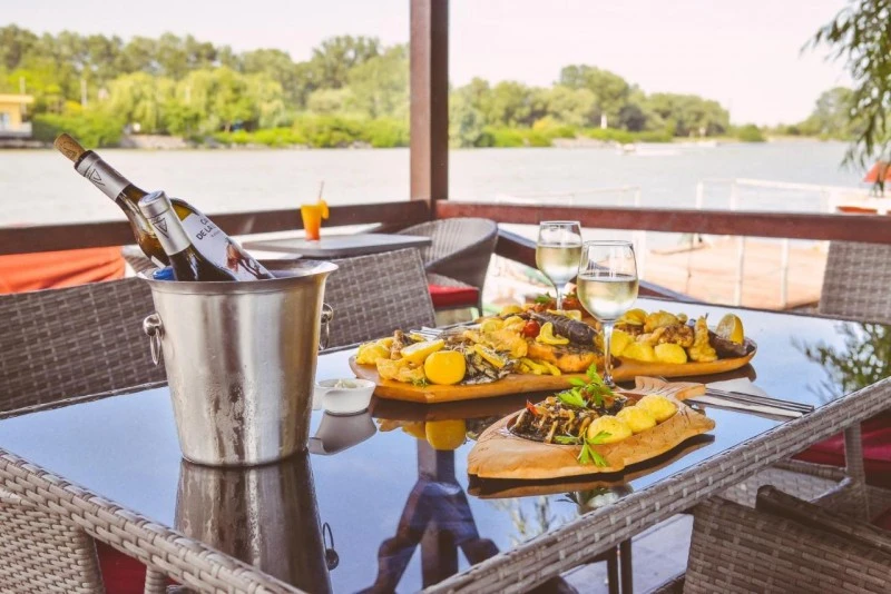 Crișan Szállás | Motel (K1336-44) A kép szerzői jogvédelem alatt állhat. Javasolt a kapcsolatfelvétel a jog tulajdonossal.