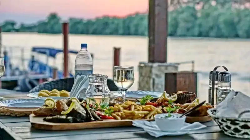 Crișan Szállás | Motel (K1336-51) A kép szerzői jogvédelem alatt állhat. Javasolt a kapcsolatfelvétel a jog tulajdonossal.