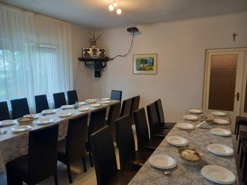 Borsec Cazare | Motel (K0050-5) Imaginea poate fi supusă drepturilor de autor. Se recomandă contactarea titularului drepturilor.