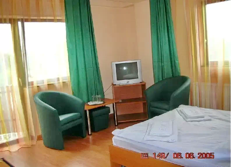 Săcele Cazare | Motel (K0616-7) Imaginea poate fi supusă drepturilor de autor. Se recomandă contactarea titularului drepturilor.