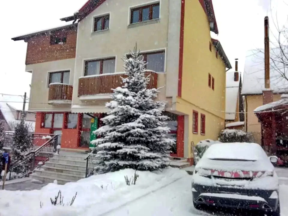 Négyfalu Szállás | Motel (K0616-14) A kép szerzői jogvédelem alatt állhat. Javasolt a kapcsolatfelvétel a jog tulajdonossal.