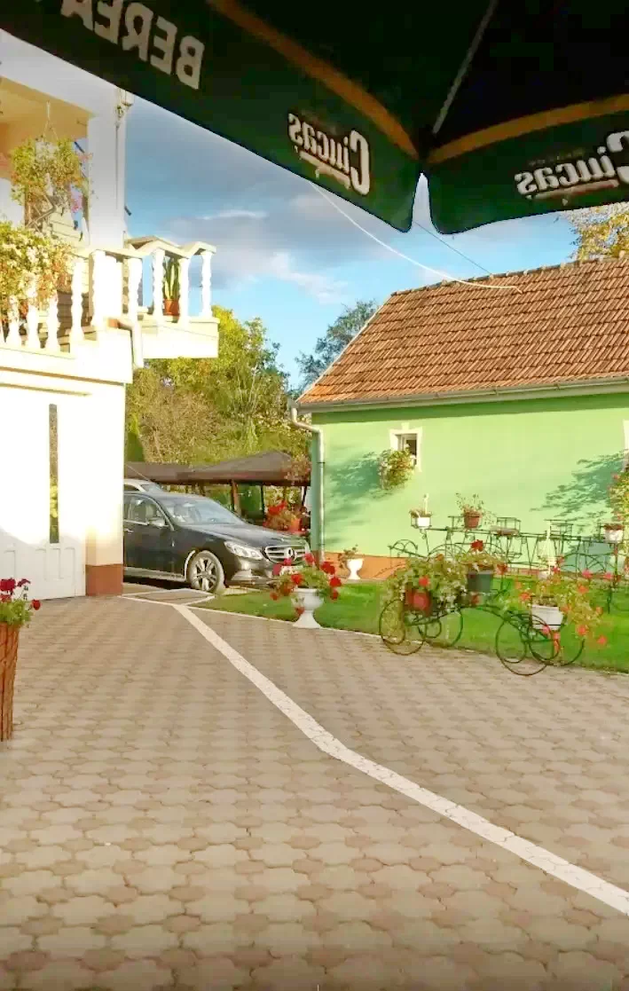 Aiud Cazare | Motel (K1153-6) Imaginea poate fi supusă drepturilor de autor. Se recomandă contactarea titularului drepturilor.