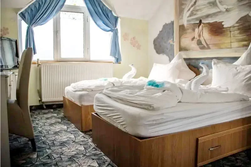 Alba Iulia Cazare | Motel (K1184-13) Imaginea poate fi supusă drepturilor de autor. Se recomandă contactarea titularului drepturilor.