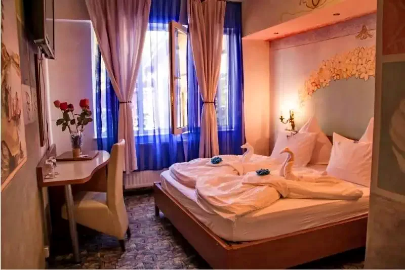 Alba Iulia Cazare | Motel (K1184-28) Imaginea poate fi supusă drepturilor de autor. Se recomandă contactarea titularului drepturilor.