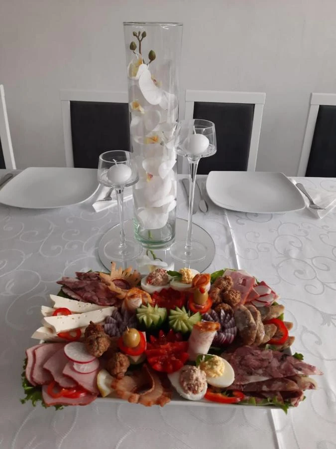 Orsova Szállás | Turisztikai panzió (K1557-8) A kép szerzői jogvédelem alatt állhat. Javasolt a kapcsolatfelvétel a jog tulajdonossal.