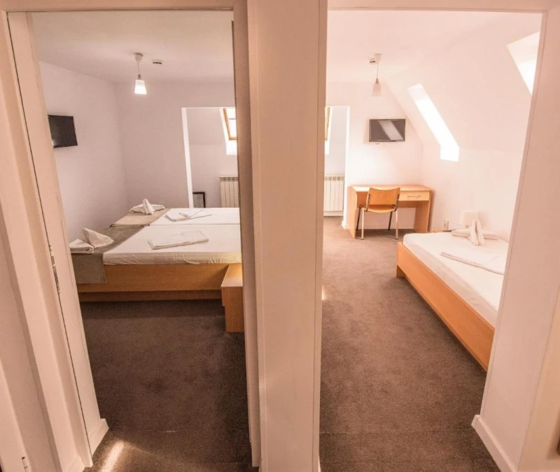 Orșova Cazare | Pensiune turistică (K1555-20) Imaginea poate fi supusă drepturilor de autor. Se recomandă contactarea titularului drepturilor.