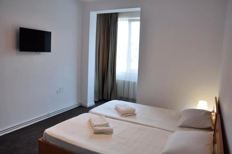 Orșova Cazare | Pensiune turistică (K1555-26) Imaginea poate fi supusă drepturilor de autor. Se recomandă contactarea titularului drepturilor.