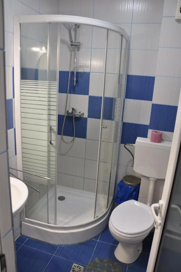 Orsova Szállás | Turisztikai panzió (K1555-34) A kép szerzői jogvédelem alatt állhat. Javasolt a kapcsolatfelvétel a jog tulajdonossal.