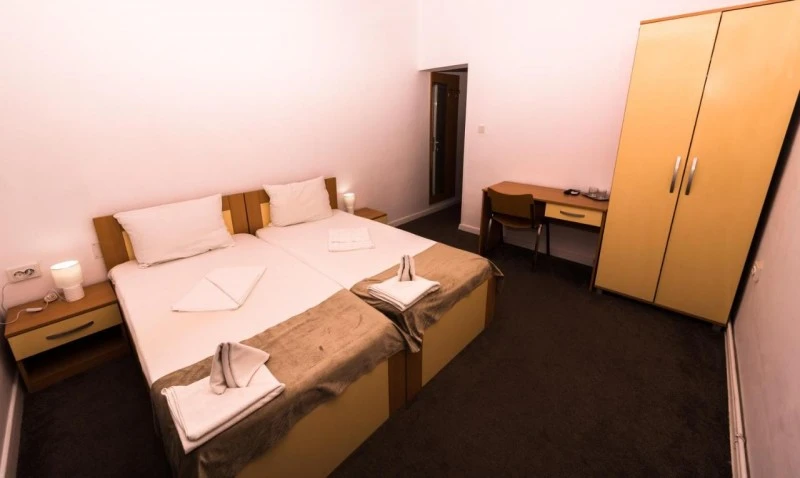 Orșova Cazare | Pensiune turistică (K1555-40) Imaginea poate fi supusă drepturilor de autor. Se recomandă contactarea titularului drepturilor.