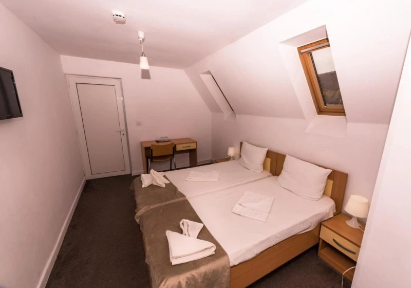 Orsova Szállás | Turisztikai panzió (K1555-47) A kép szerzői jogvédelem alatt állhat. Javasolt a kapcsolatfelvétel a jog tulajdonossal.