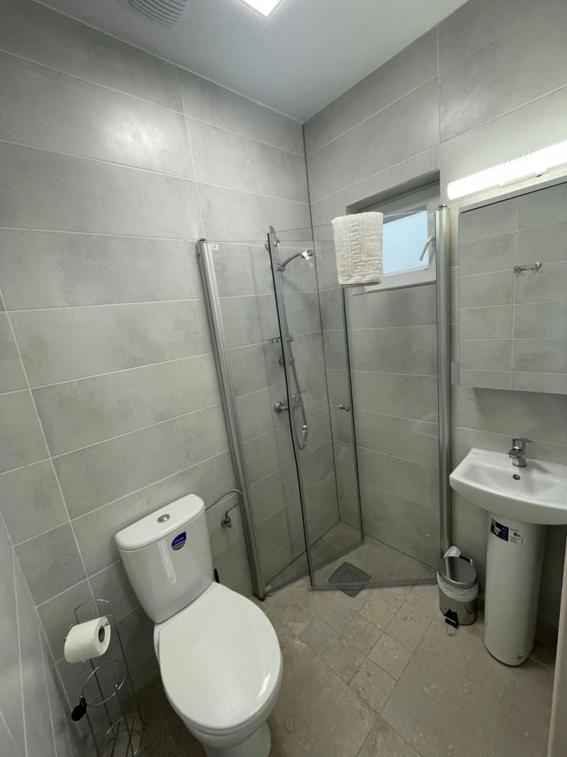 Orșova Cazare | Motel (K1556-17) Imaginea poate fi supusă drepturilor de autor. Se recomandă contactarea titularului drepturilor.