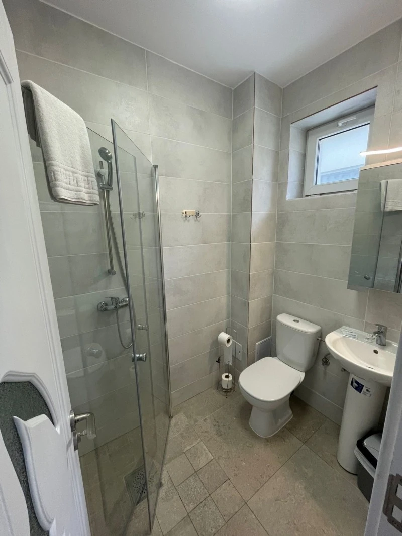 Orșova Cazare | Motel (K1556-21) Imaginea poate fi supusă drepturilor de autor. Se recomandă contactarea titularului drepturilor.