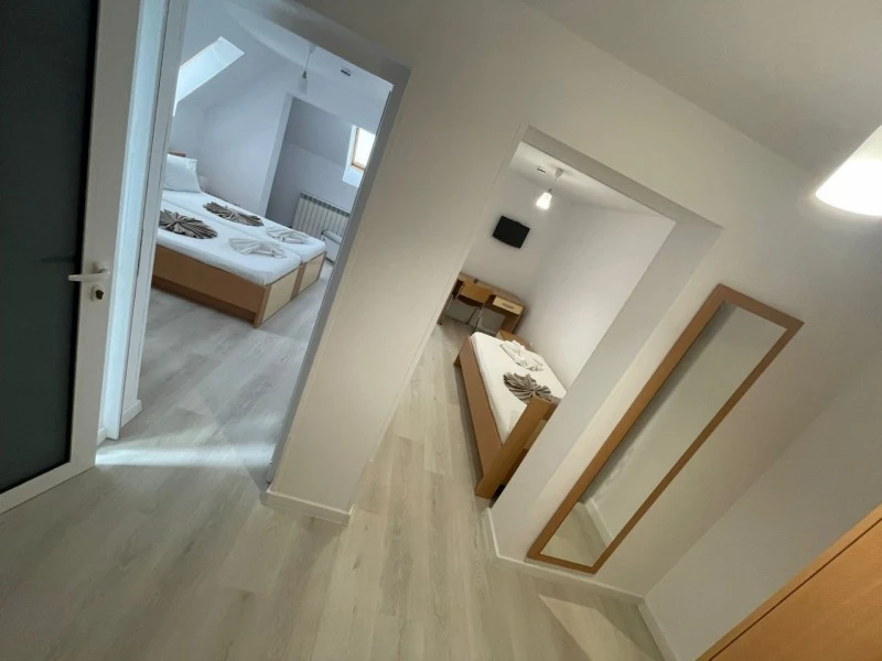 Orșova Cazare | Motel (K1556-43) Imaginea poate fi supusă drepturilor de autor. Se recomandă contactarea titularului drepturilor.