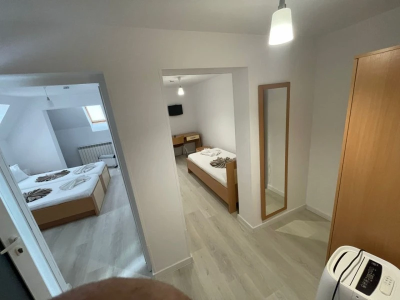 Orșova Cazare | Motel (K1556-47) Imaginea poate fi supusă drepturilor de autor. Se recomandă contactarea titularului drepturilor.