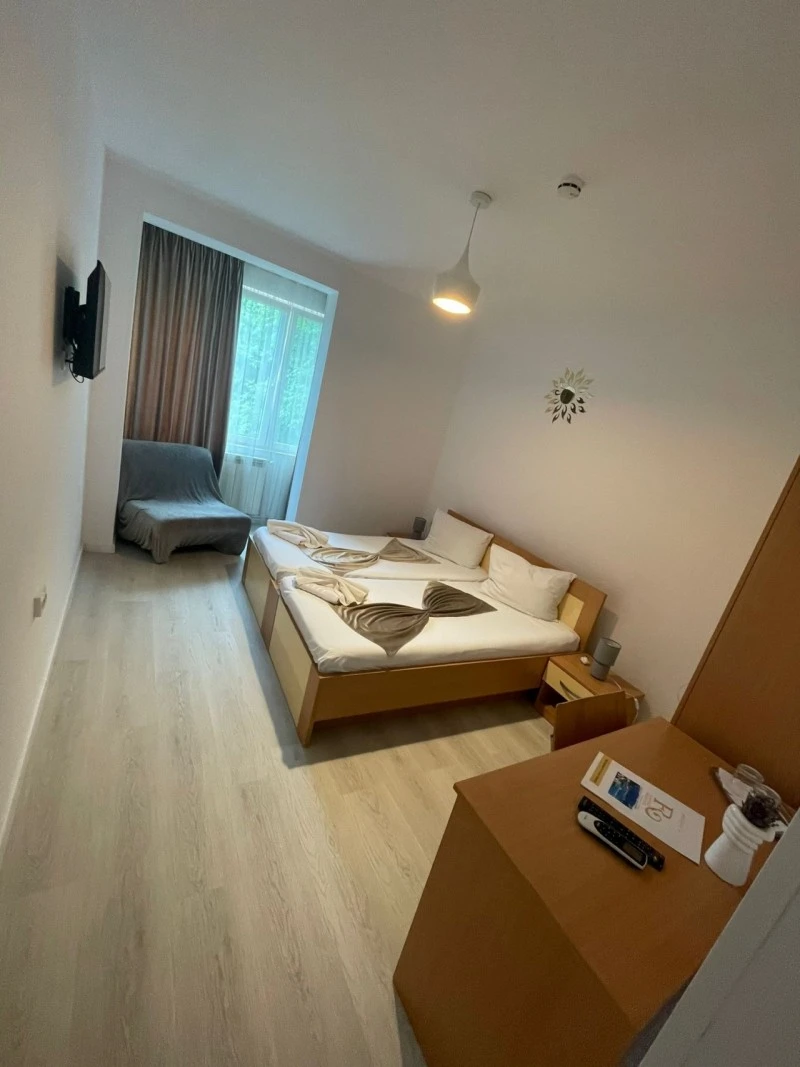 Orșova Cazare | Motel (K1556-50) Imaginea poate fi supusă drepturilor de autor. Se recomandă contactarea titularului drepturilor.