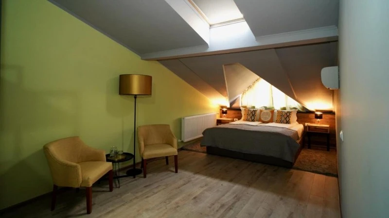 Vajdahunyad Szállás | Turisztikai panzió (K0278-49) A kép szerzői jogvédelem alatt állhat. Javasolt a kapcsolatfelvétel a jog tulajdonossal.