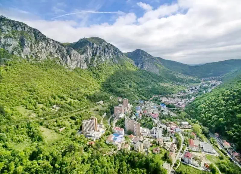 Băile Herculane Cazare | Vilă turistică (K0003-32) Imaginea poate fi supusă drepturilor de autor. Se recomandă contactarea titularului drepturilor.