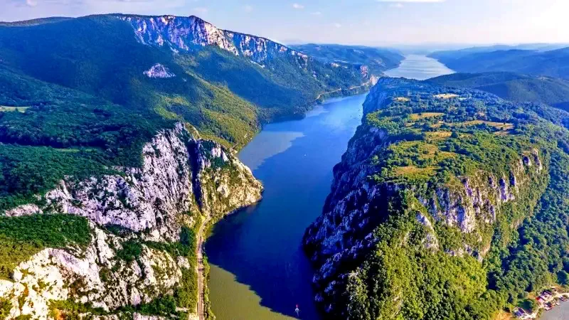 Băile Herculane Cazare | Vilă turistică (K0003-44) Imaginea poate fi supusă drepturilor de autor. Se recomandă contactarea titularului drepturilor.