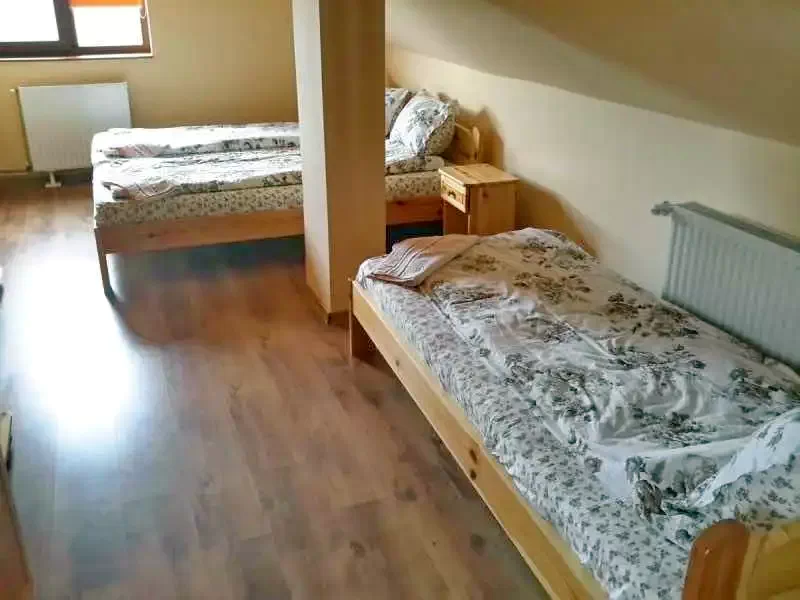 Beliș Cazare | Pensiune (K1011-18) Imaginea poate fi supusă drepturilor de autor. Se recomandă contactarea titularului drepturilor.