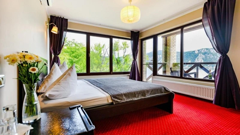 Dubova Cazare | Motel (K1560-14) Imaginea poate fi supusă drepturilor de autor. Se recomandă contactarea titularului drepturilor.