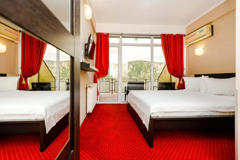 Dubova Cazare | Motel (K1560-15) Imaginea poate fi supusă drepturilor de autor. Se recomandă contactarea titularului drepturilor.