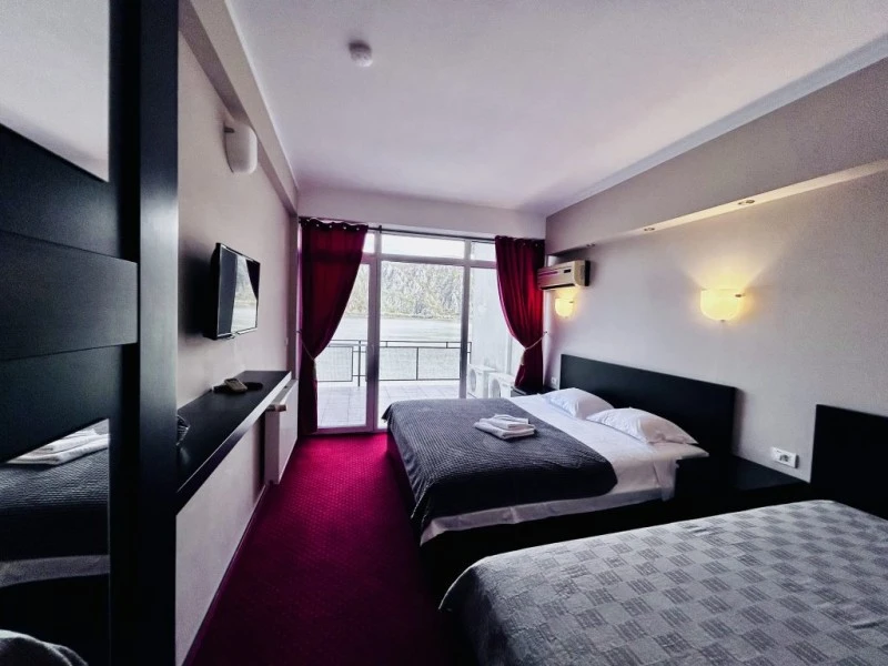 Dubova Cazare | Motel (K1560-34) Imaginea poate fi supusă drepturilor de autor. Se recomandă contactarea titularului drepturilor.