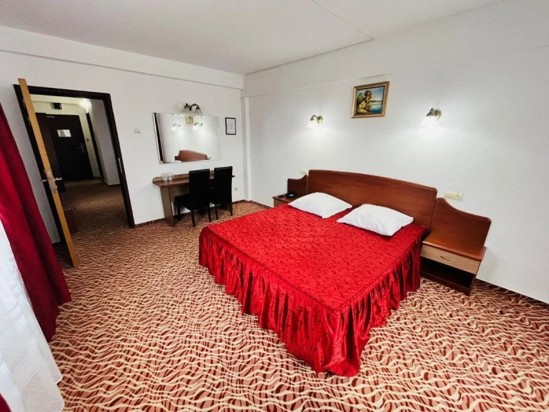 Drobeta-Turnu Severin Cazare | Pensiune turistică (K0572-24) Imaginea poate fi supusă drepturilor de autor. Se recomandă contactarea titularului drepturilor.