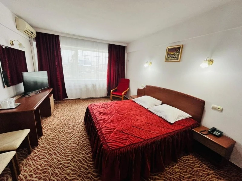 Drobeta-Turnu Severin Cazare | Pensiune turistică (K0572-28) Imaginea poate fi supusă drepturilor de autor. Se recomandă contactarea titularului drepturilor.