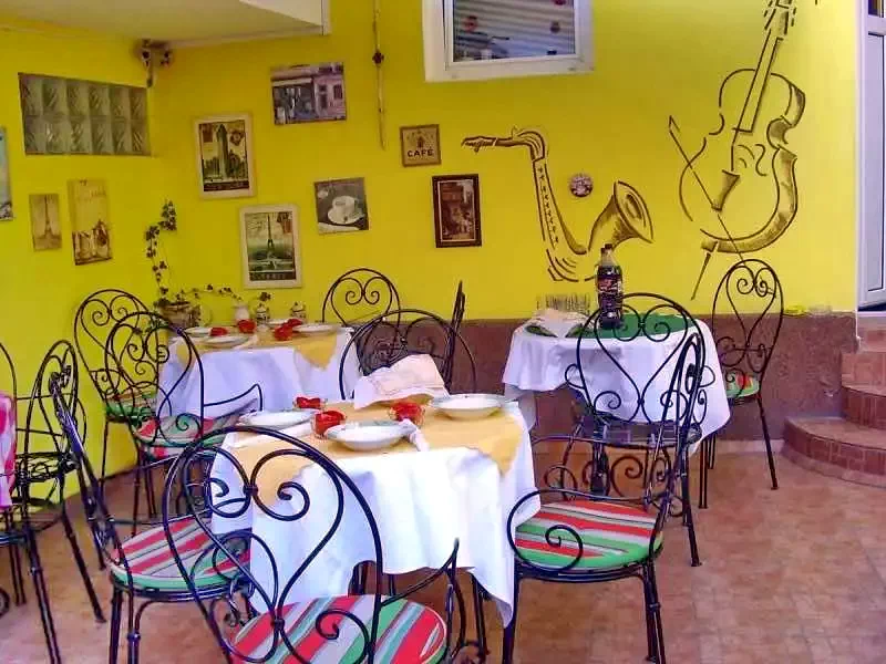 Timișoara Cazare | Pensiune (K0924-5) Imaginea poate fi supusă drepturilor de autor. Se recomandă contactarea titularului drepturilor.
