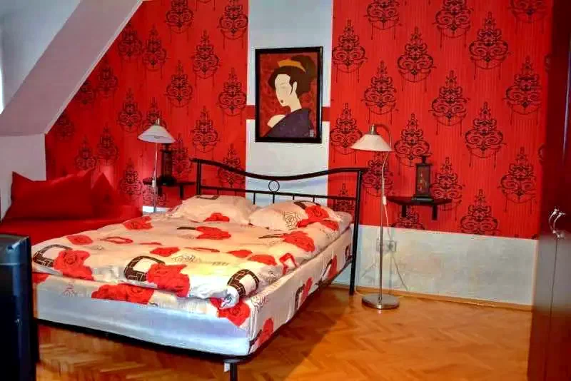 Timișoara Cazare | Pensiune (K0924-14) Imaginea poate fi supusă drepturilor de autor. Se recomandă contactarea titularului drepturilor.