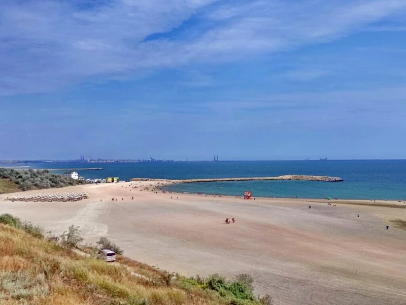 Eforie Sud Cazare | Camping / Popas turistic (K1310-18) Imaginea poate fi supusă drepturilor de autor. Se recomandă contactarea titularului drepturilor.