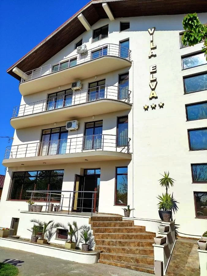 Eforie Sud Cazare | Vila (K1310-19) Imaginea poate fi supusă drepturilor de autor. Se recomandă contactarea titularului drepturilor.