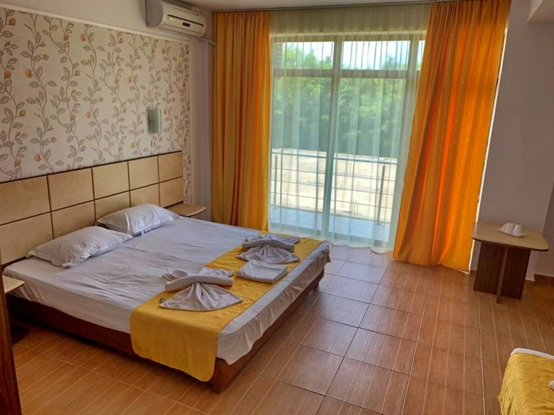 Eforie Sud Cazare | Camping / Popas turistic (K1310-42) Imaginea poate fi supusă drepturilor de autor. Se recomandă contactarea titularului drepturilor.