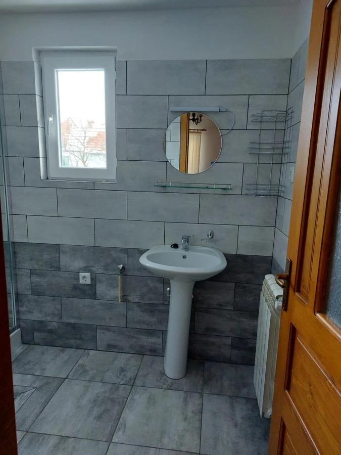 Armășeni Cazare | Hotel**** (K0571-7) Imaginea poate fi supusă drepturilor de autor. Se recomandă contactarea titularului drepturilor.