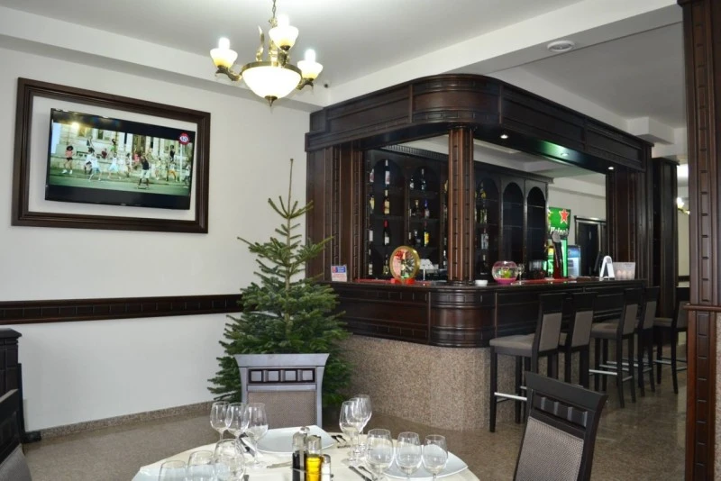 Drobeta-Turnu Severin Cazare | Hotel*** (K1277-2) Imaginea poate fi supusă drepturilor de autor. Se recomandă contactarea titularului drepturilor.