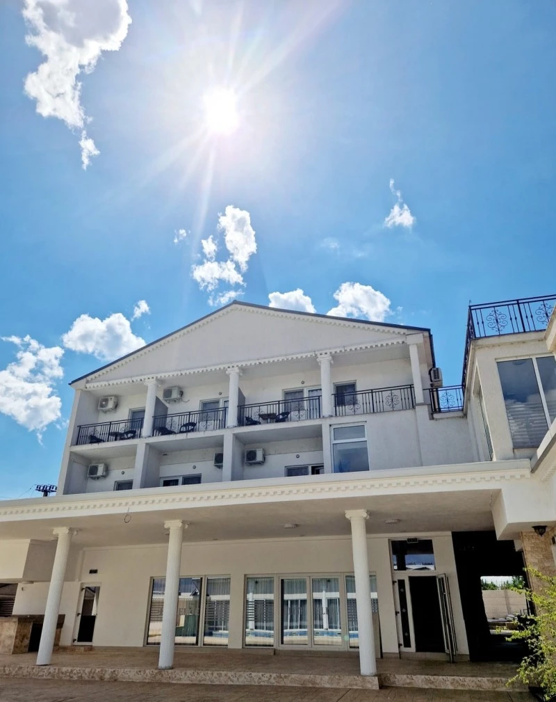 Drobeta-Turnu Severin Cazare | Hotel*** (K1277-11) Imaginea poate fi supusă drepturilor de autor. Se recomandă contactarea titularului drepturilor.