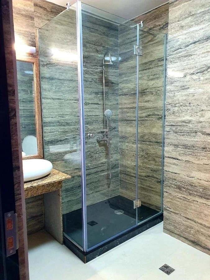 Drobeta-Turnu Severin Cazare | Hotel*** (K1277-15) Imaginea poate fi supusă drepturilor de autor. Se recomandă contactarea titularului drepturilor.