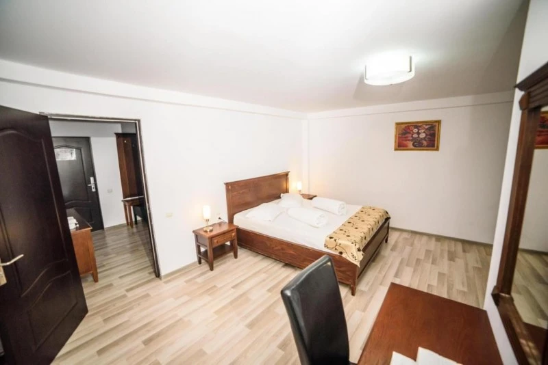 Drobeta-Turnu Severin Cazare | Hotel*** (K1277-16) Imaginea poate fi supusă drepturilor de autor. Se recomandă contactarea titularului drepturilor.